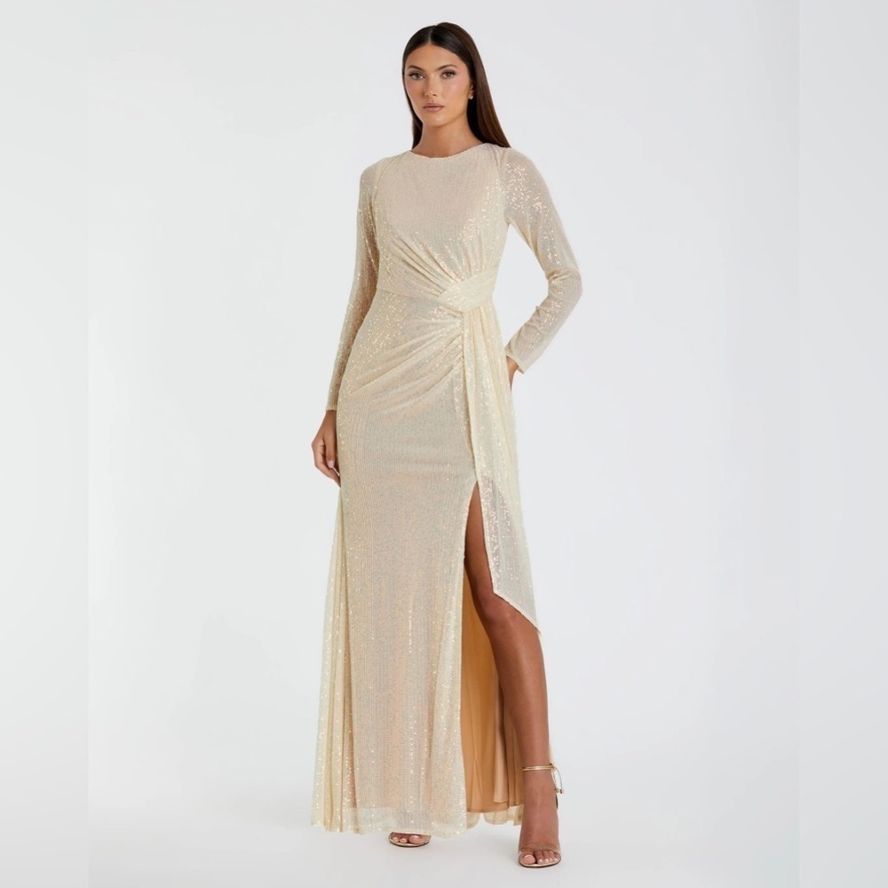*Flawed Mac Duggal 26715 NWT Beige Sequined Ruched Long Sleeve Boat Neck Gown